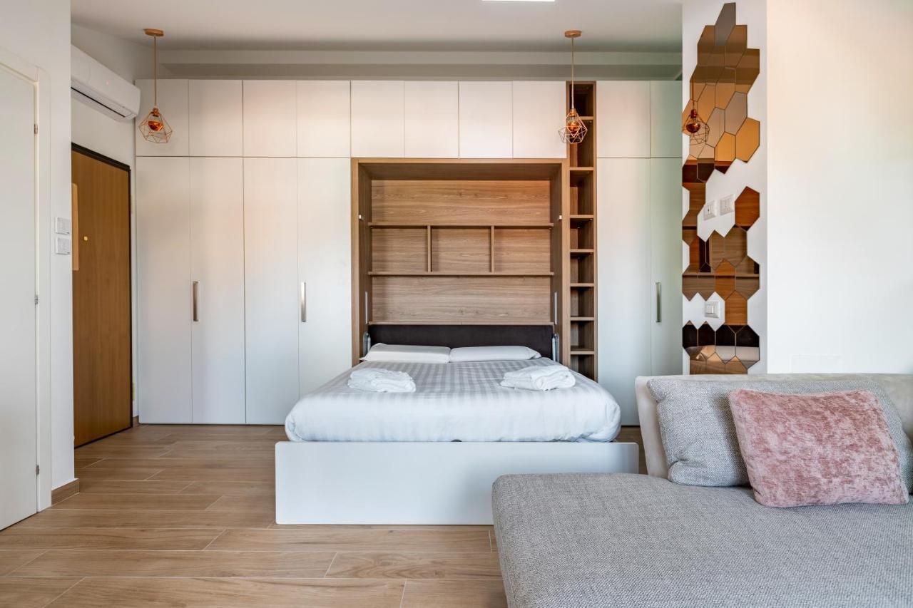 Cozy Studio W/Parking 5 Min Walk From The Bus Stop Milano Esterno foto
